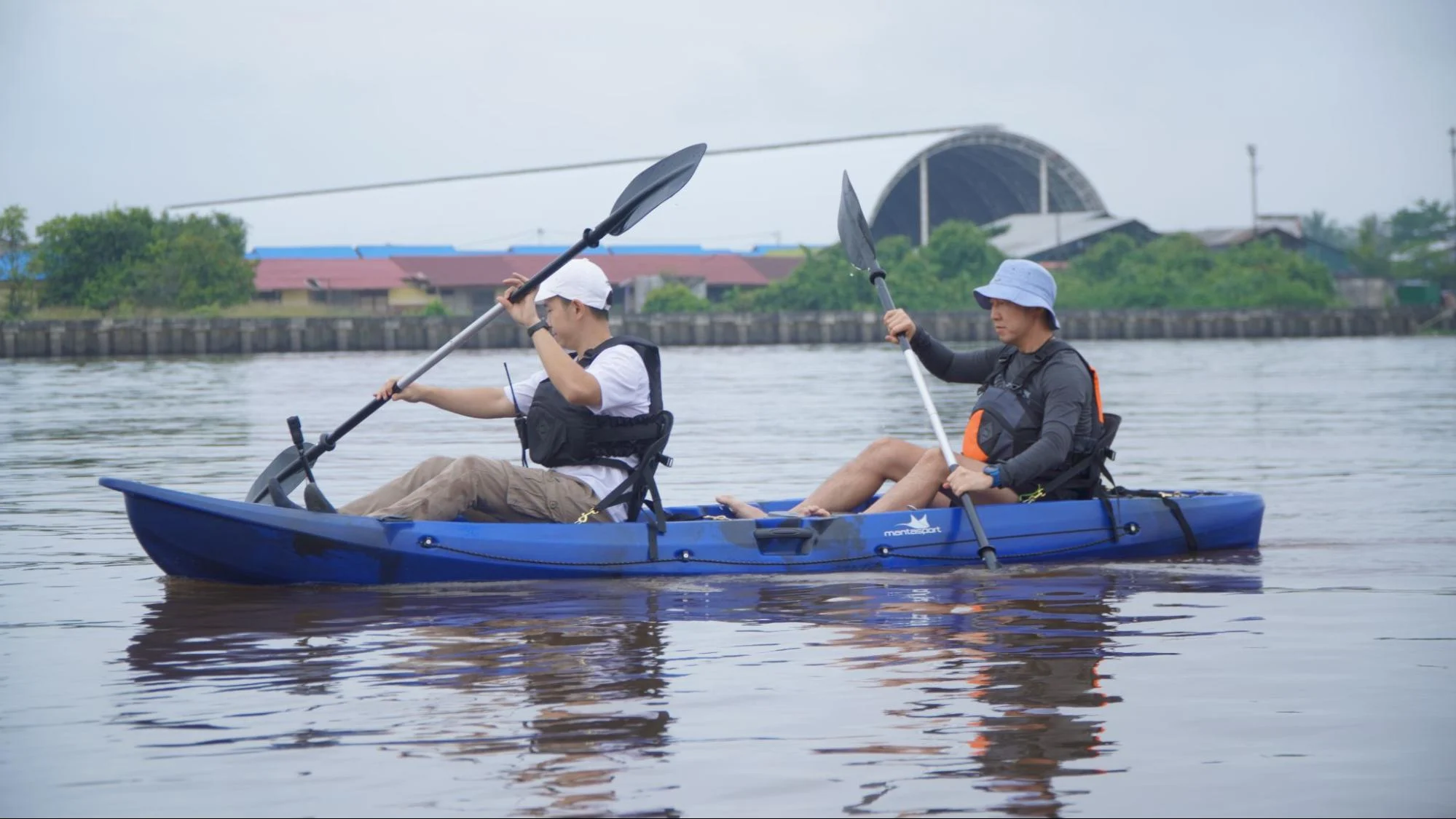 Teknik Mendayung Kayak untuk Pemula