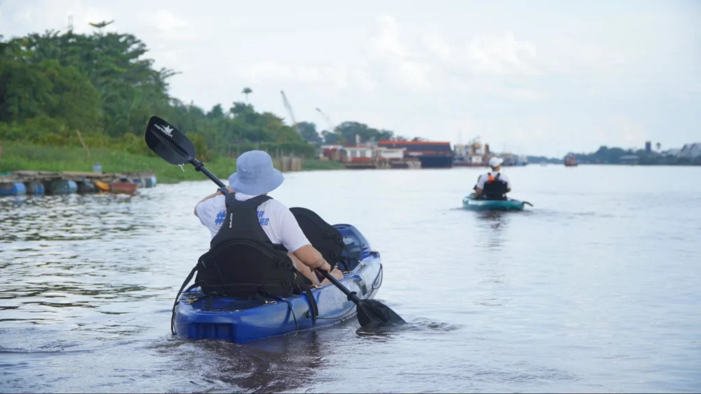 kayak pedal vs kayak dayung