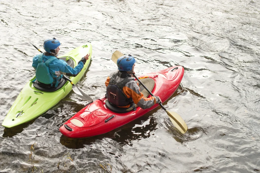 kayak laut vs kayak sungai mantasport